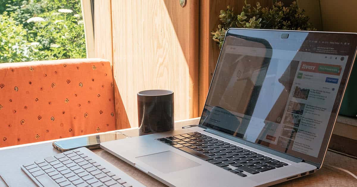 how to stay secure when youre on vacation