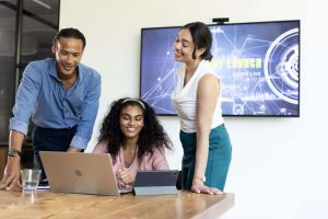 Why Outsourced IT Support Strengthens Your Internal IT Team